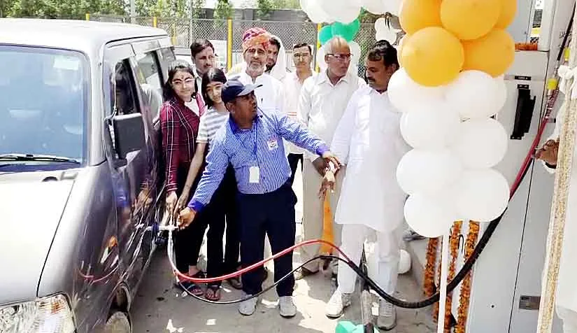 First HPCL CNG Pump Started: नीमां गांव में जिले का पहला एचपीसीएल सीएनजी पंप आरंभ