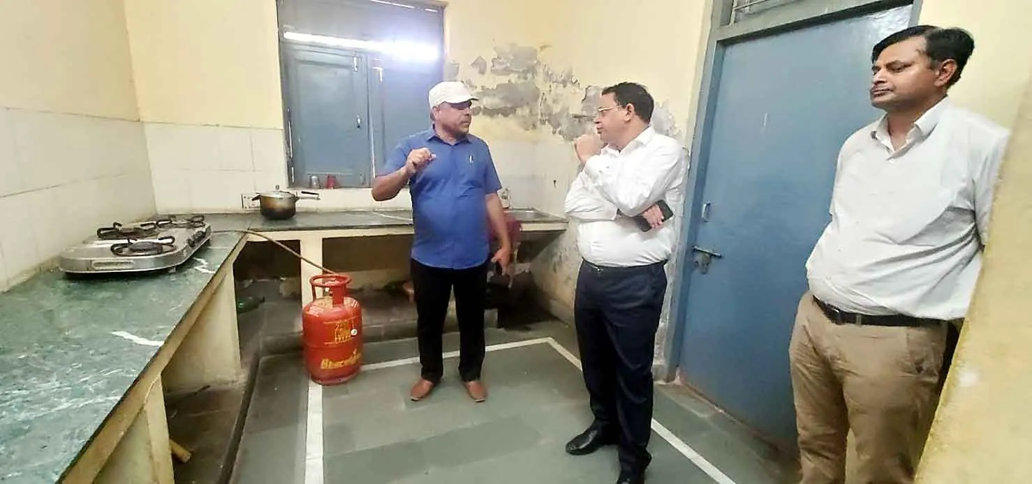 Inspection of District Jail: राजकीय किशोर एवं सम्प्रेषण गृह व जिला कारागृह का निरीक्षण