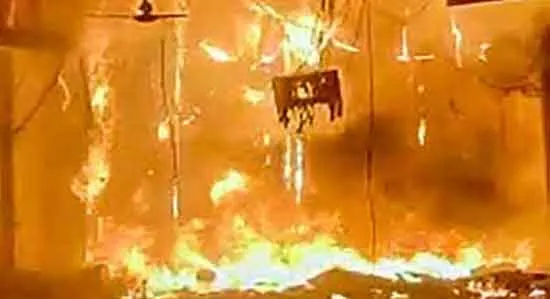 Rajkot Game Zone Fire Case:  कोर्ट ने कहा-”हमें राज्य के सिस्टम पर भरोसा नहीं”: रिपोर्ट