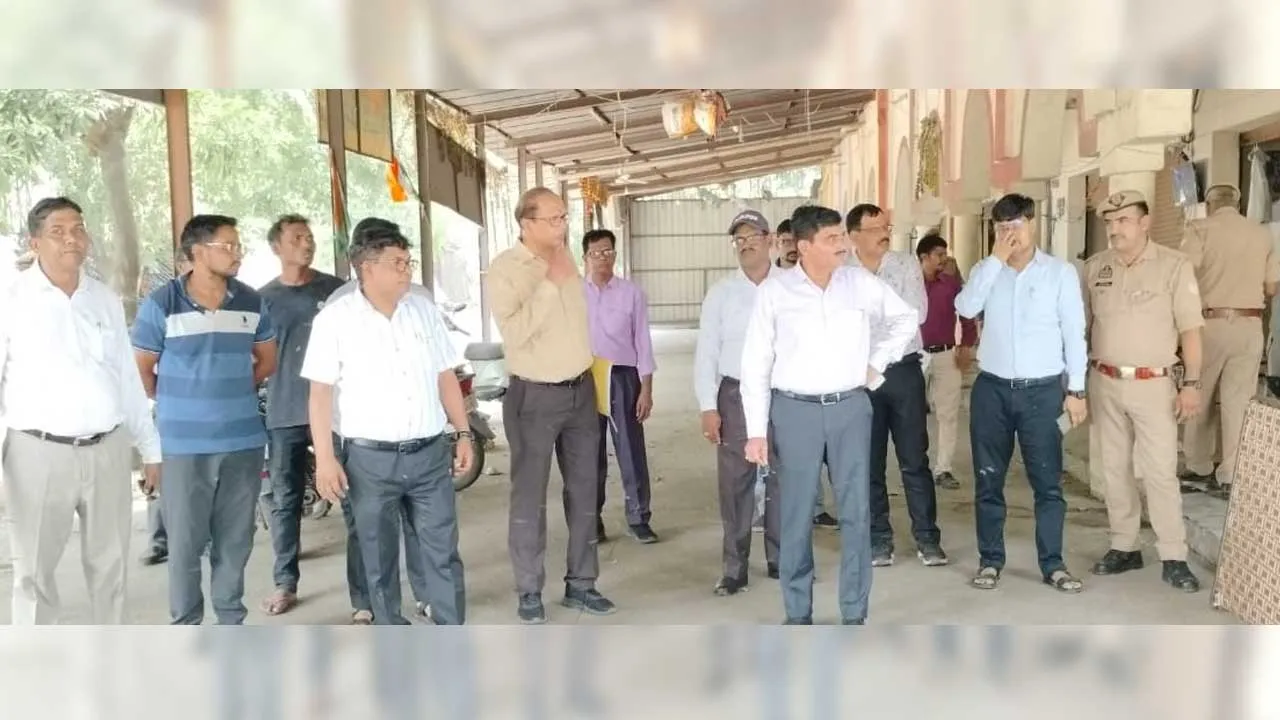 मतगणना स्थल पर छोटी से छोटी जरूरत का ध्यान रखें: इंद्र विक्रम सिंह