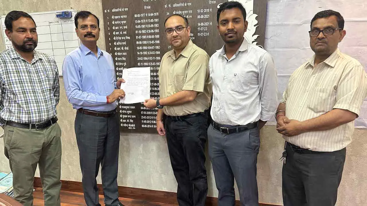 आवंटी अपने भूखंड की रजिस्ट्री कराने को जमा कराएं दस्तावेज: राजेश कुमार सिंह     