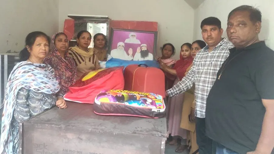 पिता दो वर्ष से बीमार, परिवार ने लगाई मदद की गुहार तो डेरा श्रद्धालुओं ने ही कर दी बेटी की शादी