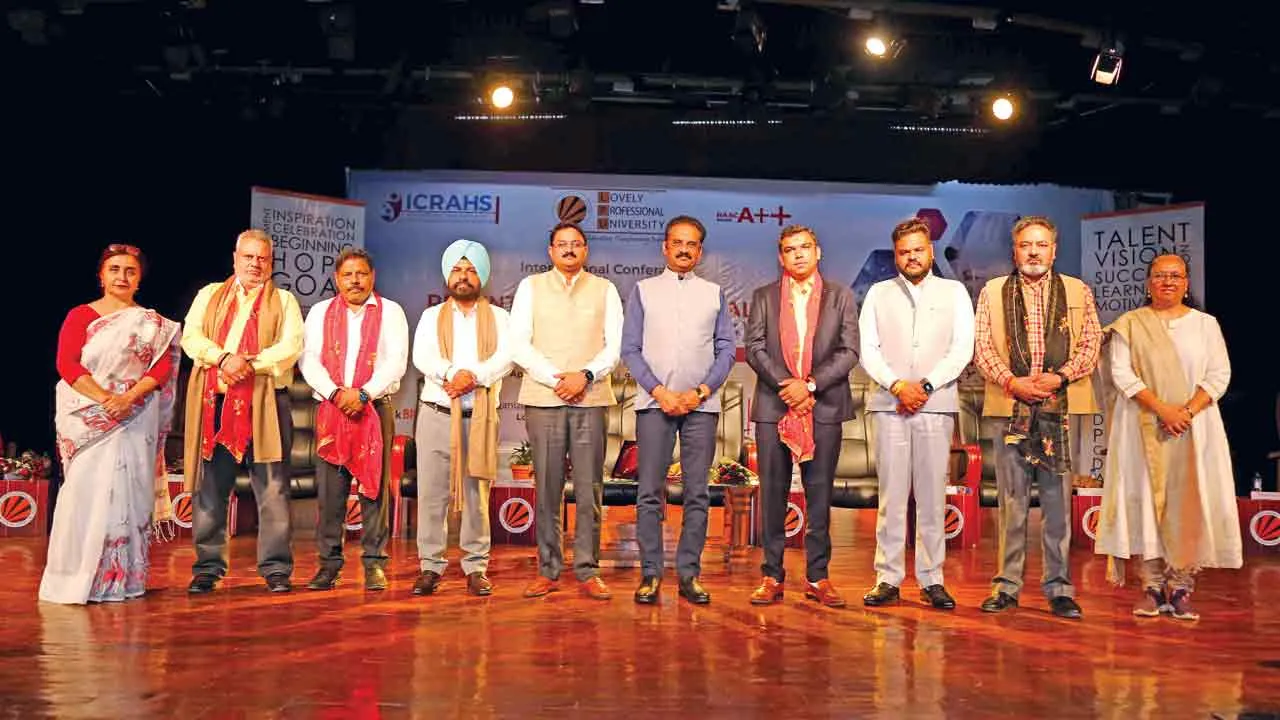 अगले पांच सालों में फार्मासिस्ट होंगे सबसे महत्वपूर्ण: डॉ. मोंटू