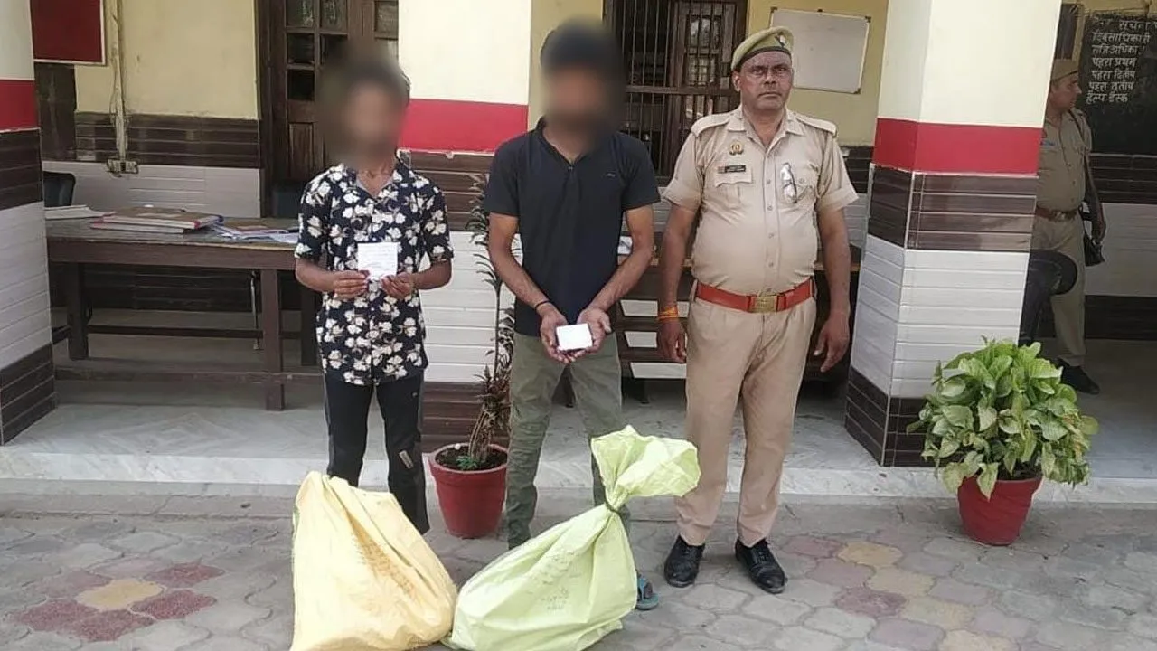 सरकारी स्कूल से चोरी हुए छत के पंखे बरामद, आरोपी दबोचे
