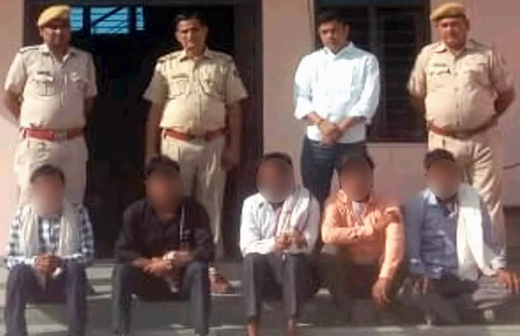 अपहरण कर बंधक बना मारपीट के मामले में पांच आरोपी गिरफ्तार
