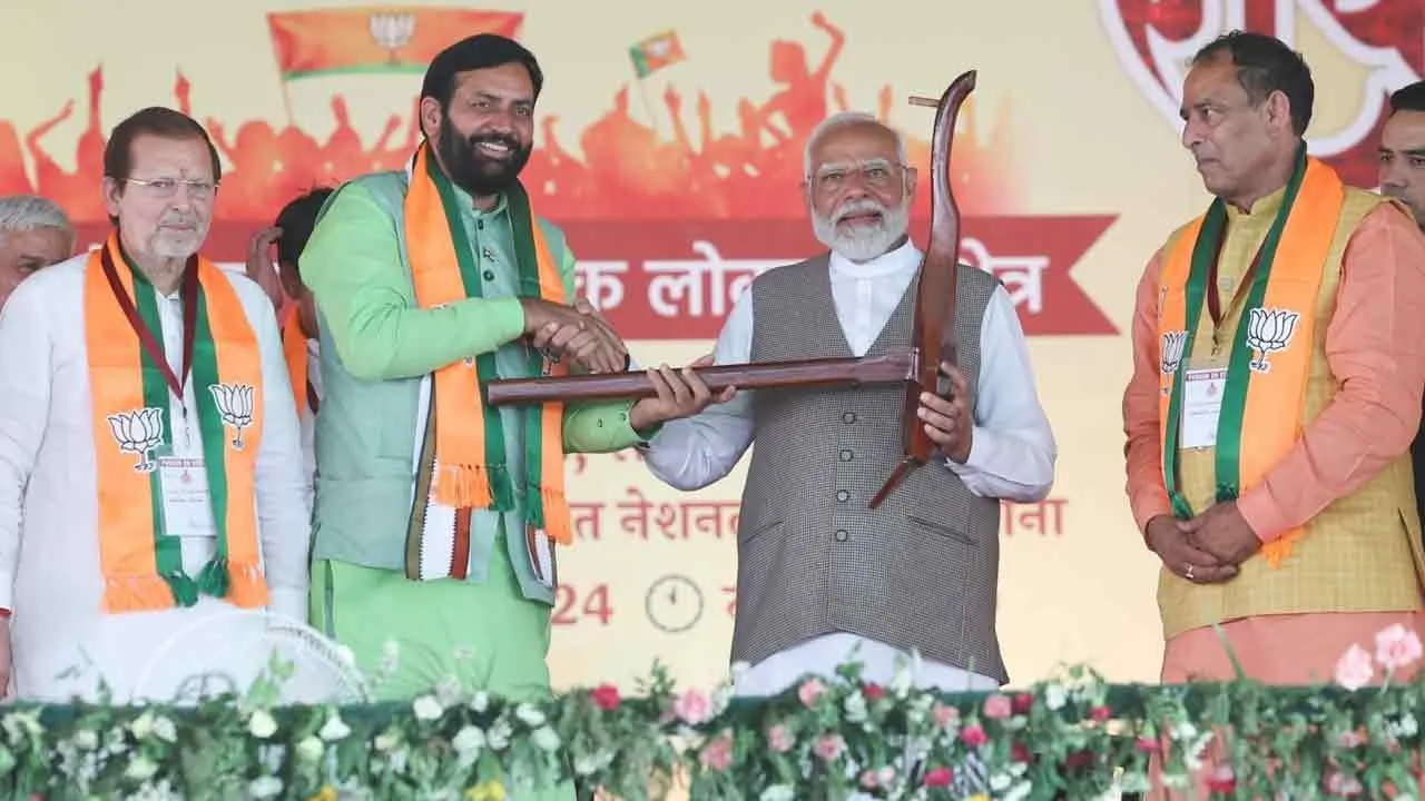 ये प्रधानमंत्री का पद कोई गोहाना के मातूराम की जलेबी है क्या : पीएम मोदी