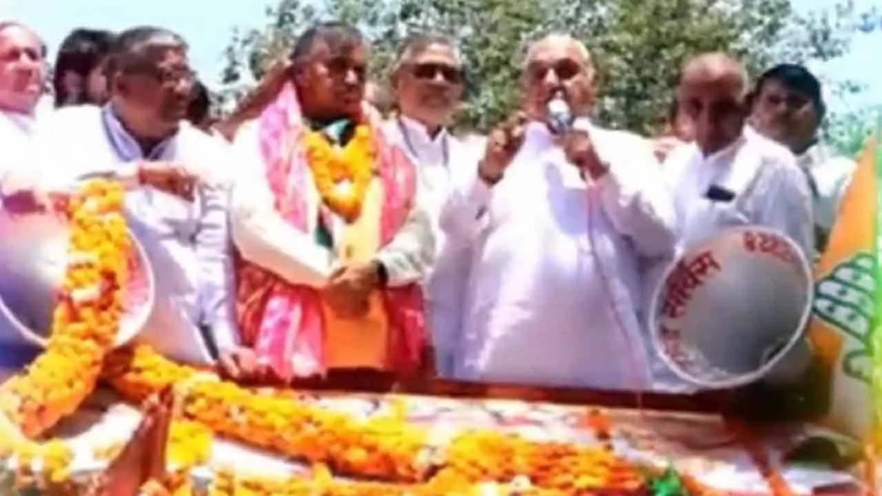 Congress: सोनीपत लोकसभा से कांग्रेस के सतपाल ब्रह्मचारी ने भरा नामांकन