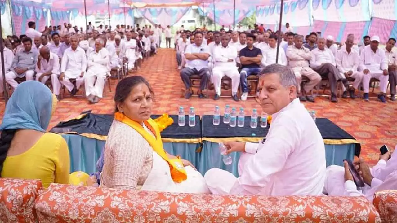 मोदी सरकार द्वारा कराए गए रिकार्ड विकास कार्यों से बौखला गई है कांग्रेस – भाजपा प्रत्याशी बंतो कटारिया