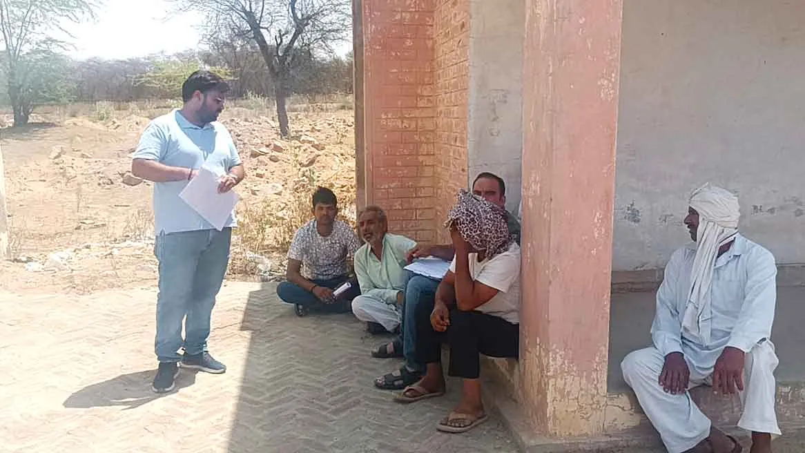 लसेड़ी गांव की रोही में अपने खेत में गया एक व्यक्ति मृत मिला