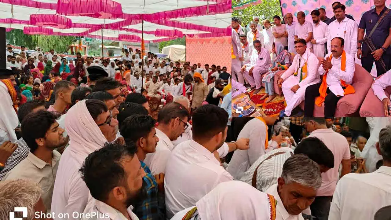 ऐलनाबाद हलके के गांवों में बीजेपी प्रत्याशी डॉ अशोक तंवर और कप्तान मीनू बैनीवाल का भव्य स्वागत
