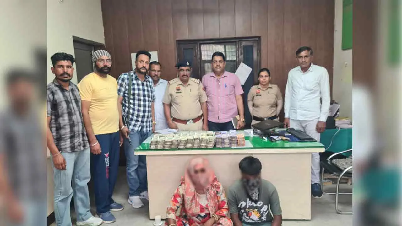 सिरसा पुलिस की लोकसभा चुनाव के मध्य नजर, “बड़ी करवाई”, गांव बणी में छापामारी कर, 49 लाख 50 हजार रुपए की हवाला राशि पकड़ी