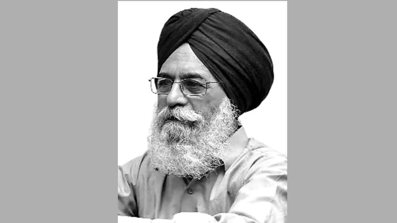 प्रसिद्ध कवि सुरजीत पात्र का दिल का दौरा पड़ने से निधन