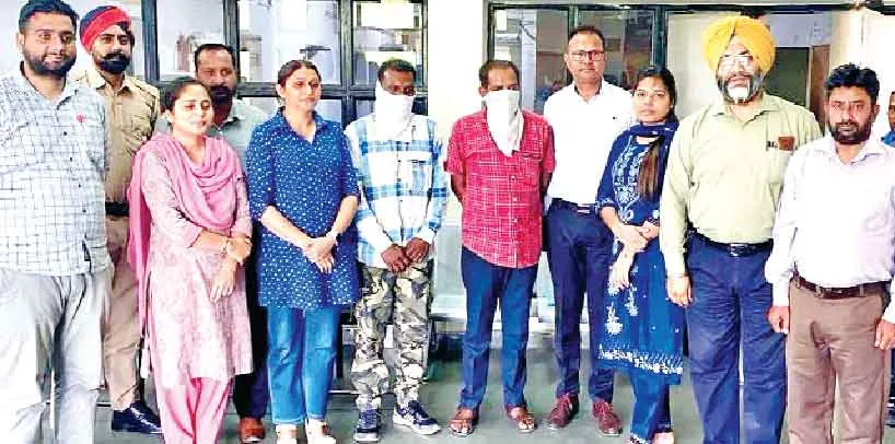 Punjab Vigilance Bureau: पंजाब पुलिस के फर्जी भर्ती घोटाले का पर्दाफाश, दो पुलिस कर्मी गिरफ्तार