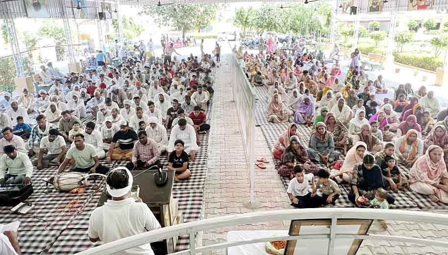 जरूरतमंद परिवारों को राशन बांटकर दी, शरीर दानी सरू राम इन्सां को श्रद्धांजलि