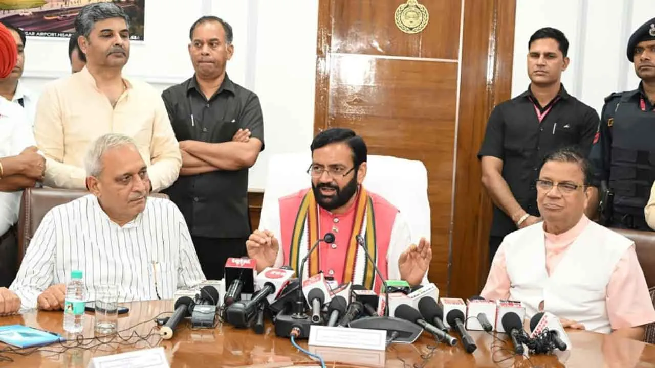 देश में 150 हवाई अड्डे कार्यरत: मुख्यमंत्री