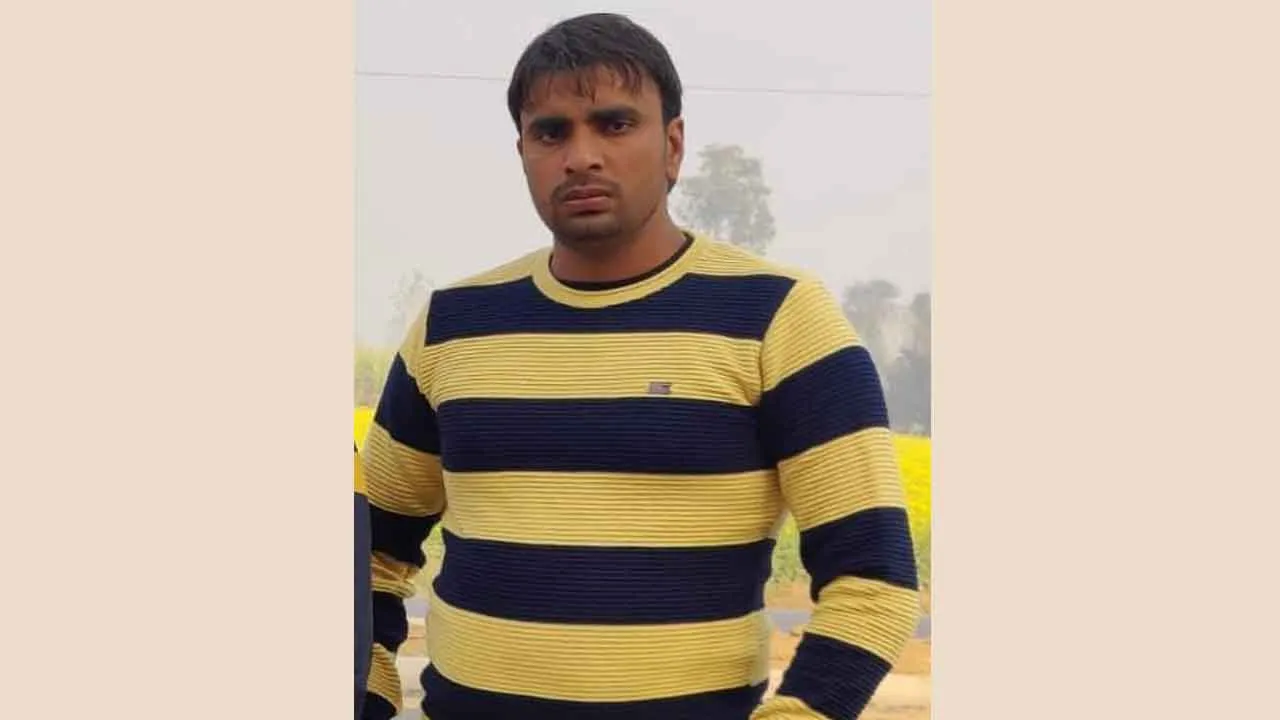 नलकूप की होदी में पड़ा मिला युवक का शव, सनसनी