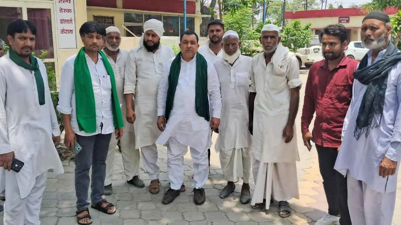 कब्रिस्तान की भूमि से अवैध कब्जा हटवाने की मांग