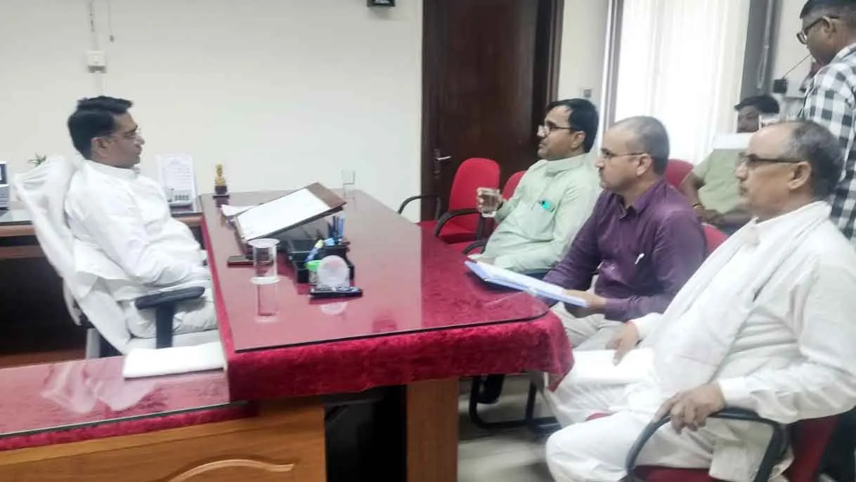 विधायक मनोज न्यांगली ने जयपुर में सभी तबके की मांगों को रखा मंत्रियों के सामने