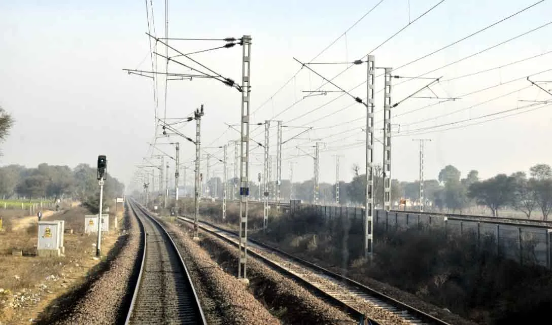 Indian Railways: उत्तर पश्चिम रेलवे पर 5145 रूट किलोमीटर ट्रेक का किया विद्युतीकरण