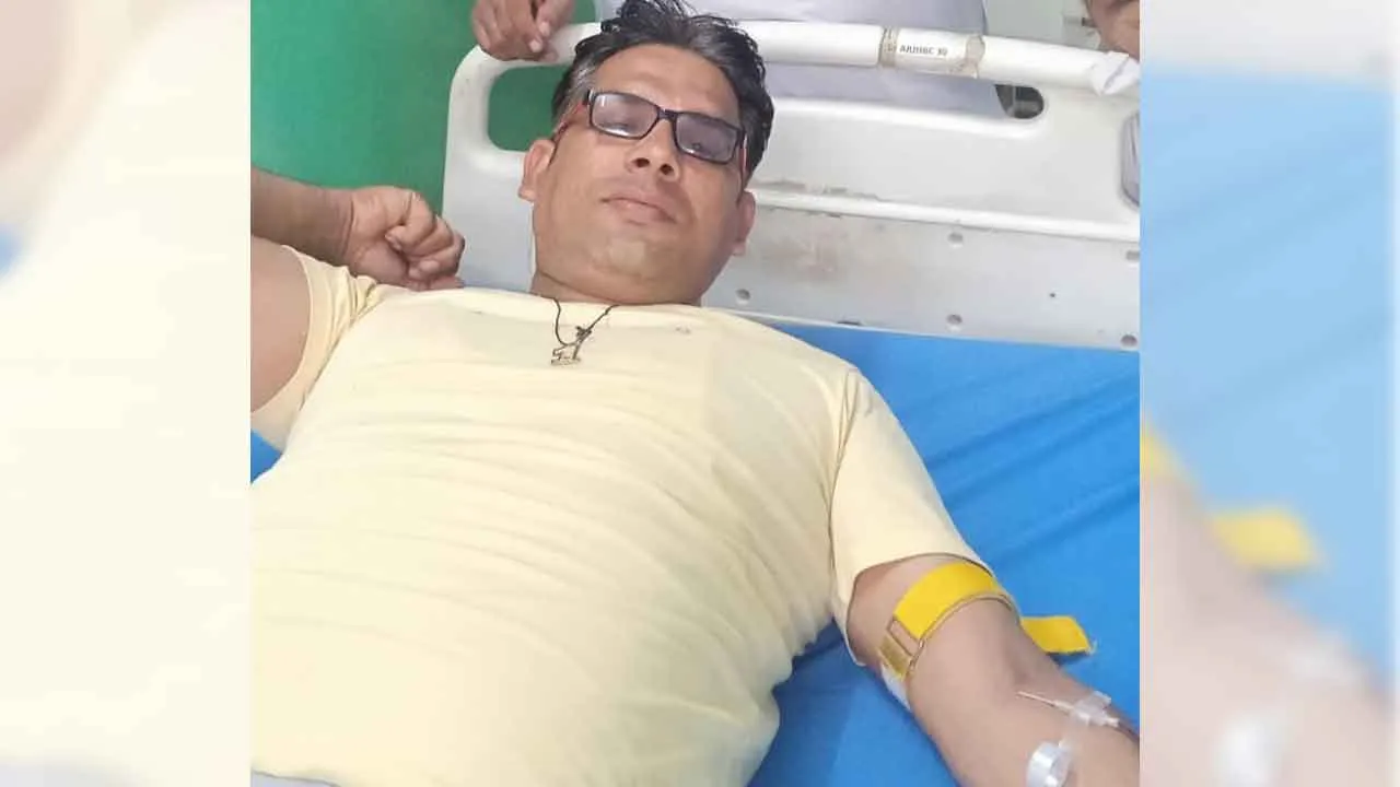 सेवादार अमित भ्याण इन्सां ने रक्तदान कर बचाई मरीज की जान