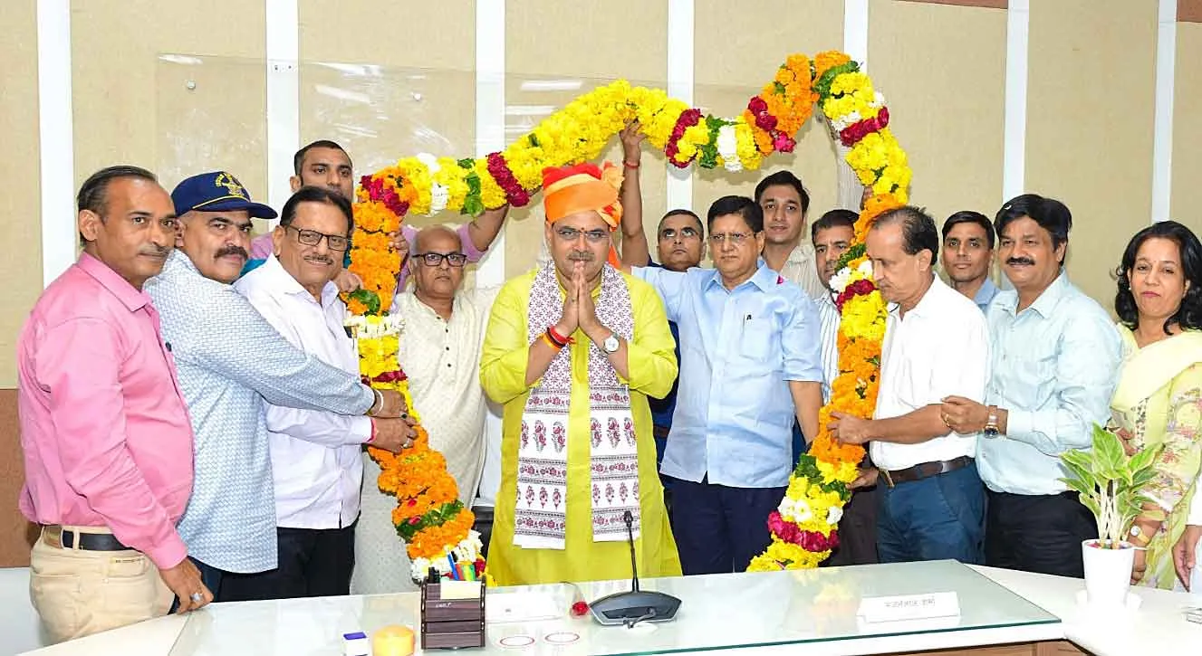 Rajasthan Budget 2024 : बजट घोषणाओं के लिए पत्रकारों ने जताया मुख्यमंत्री का आभार