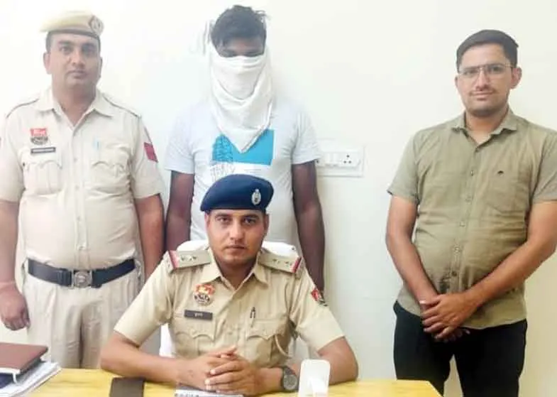 सिरसा में महिलाओं से ठगी करने वाला “शातिर ठग ” पुलिस के हत्थे चढ़ा