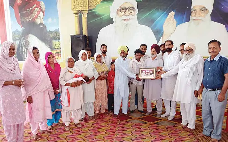 Tribute Paid : डबवाली के नेत्रदानी व शरीरदानी जंग सिंह इन्सां को दी श्रद्धांजलि