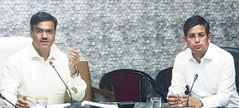 North Western Railway : डीआरएम ने रेलवे ट्रैक और कटाव वाले क्षेत्रों की मॉनिटरिंग के दिए निर्देश