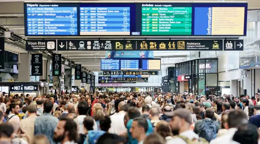 Attacked French Rail Network : पेरिस ओलंपिक उद्घाटन समारोह से पहले फ्रांस के हाई-स्पीड ट्रेन नेटवर्क पर अटैक!