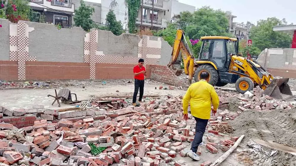 बिना मानचित्र स्वीकृति के कोई निर्माण कार्य न करें: लोकेश कुमार