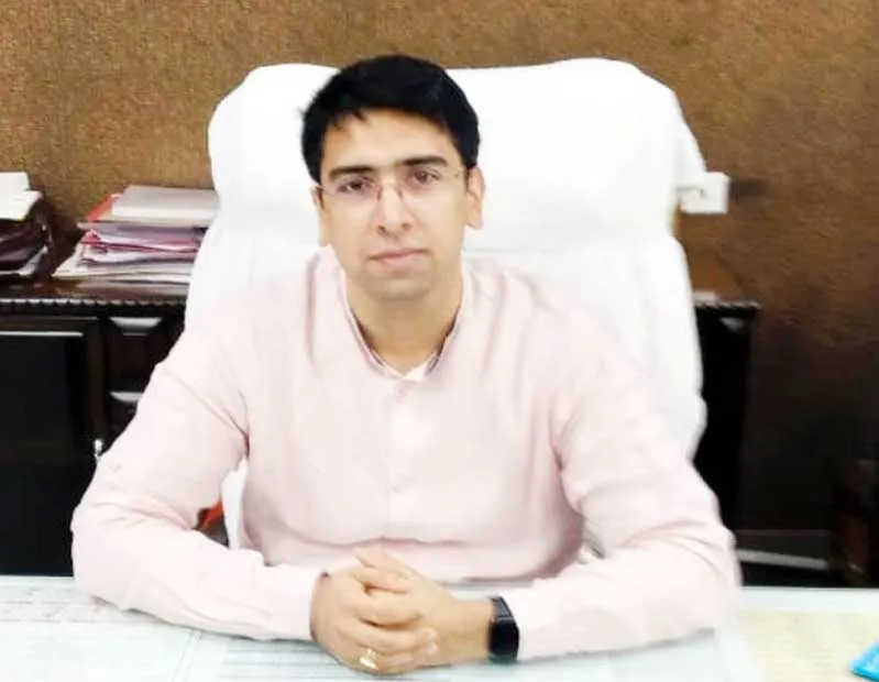 प्रकाश व्यवस्था, साफ़ सफाई कर सुरक्षित बनाएं कांवड़ मार्ग: अतुल वत्स