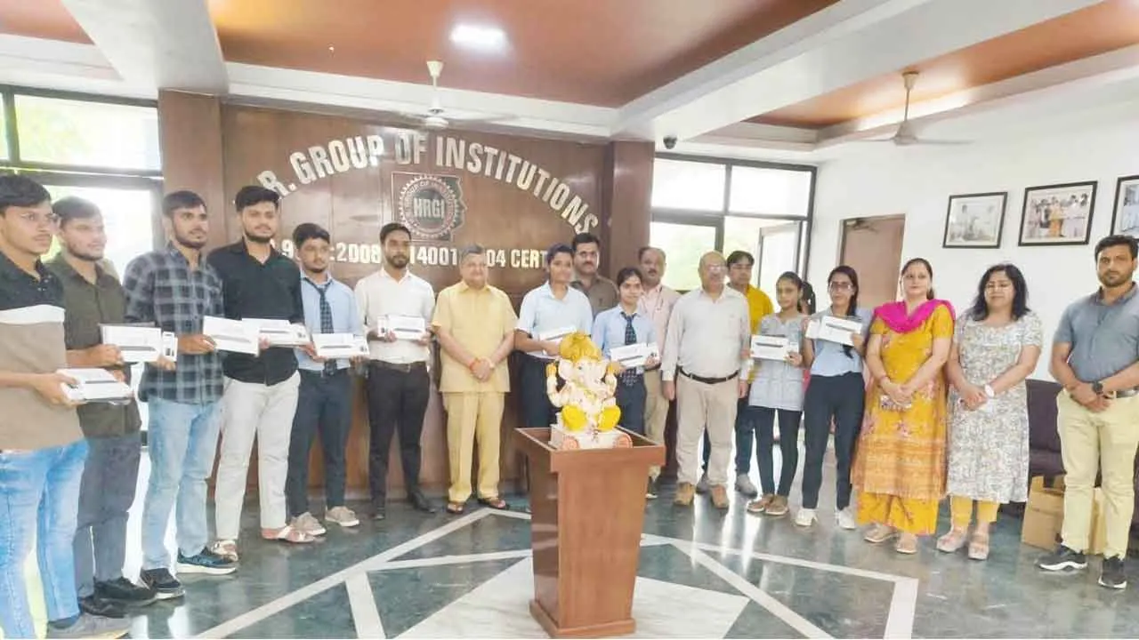 यह कदम छात्रों की पढ़ाई में सहूलियत प्रदान करेगा: डॉ अनिल अग्रवाल 