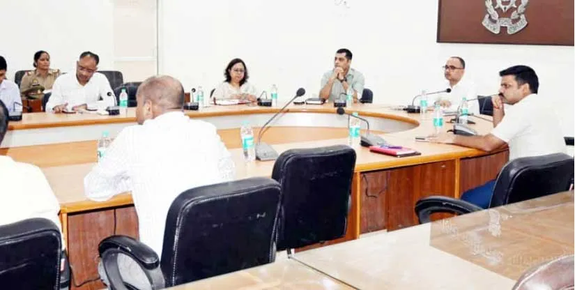 तीनों कानून के तहत कार्रवाई करें थाना प्रभारी: अजय मिश्र
