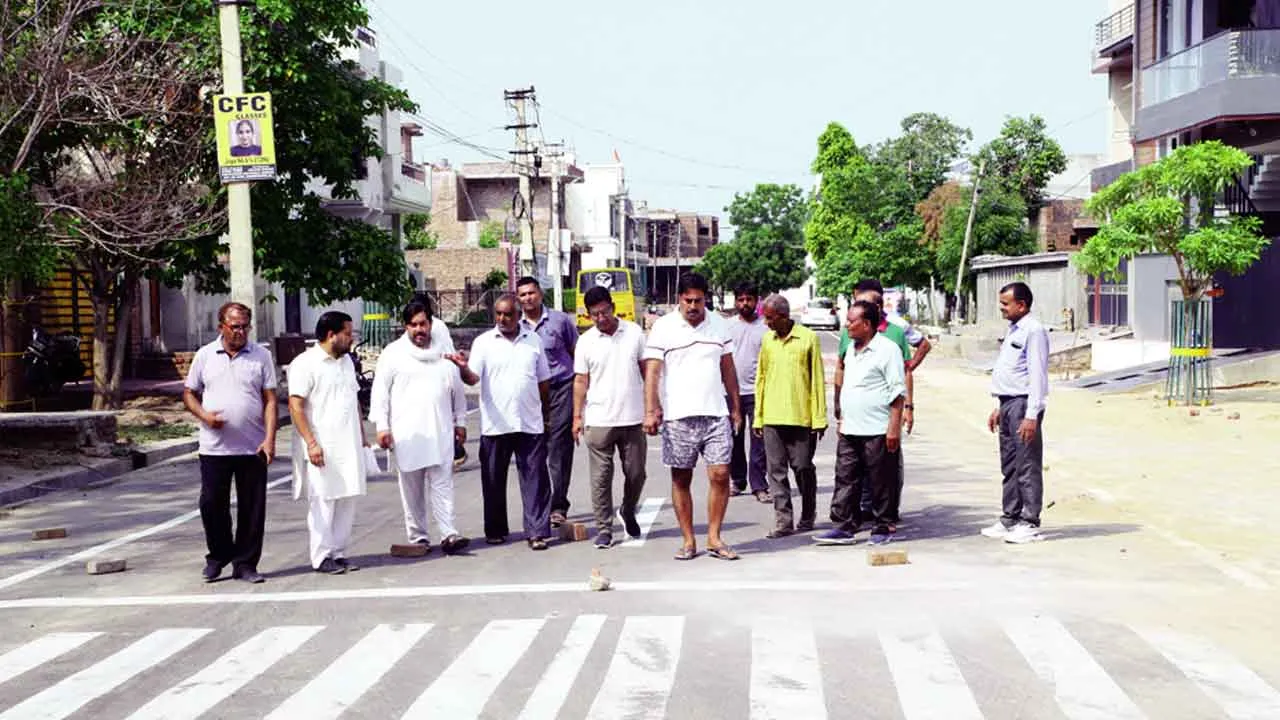 40 लोगों ने कॉलोनी में घुसकर किया ‘हंगामा’, चार युवक हिरासत में