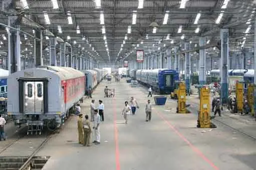 Mumbai : भारी बारिश के चलते ये ट्रेनें की गई निलंबित, आईएमडी ने जारी की ये चेतावनी!