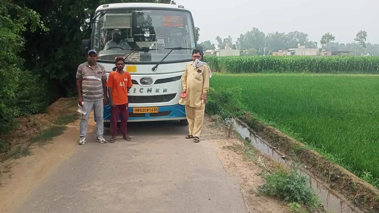Haryana Roadways: चुहड़पुर से चिल्लेवाल के बीच बस चलाने के लिए लिया रूट का जायजा