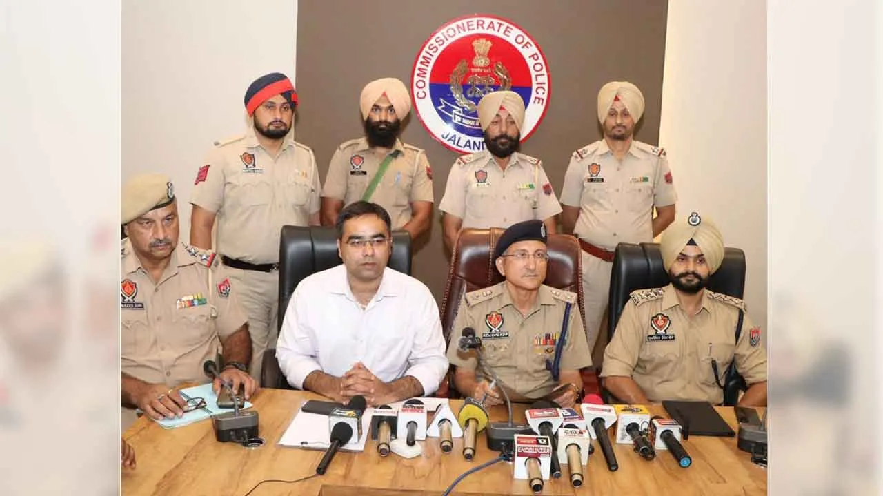 जालंधर में चार एटीएम लुटेरे गिरफ्तार