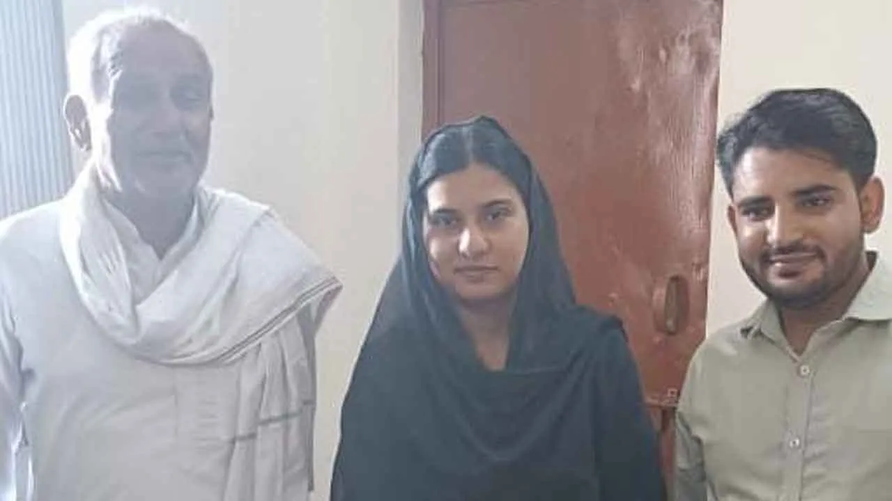 सांसद इकरा हसन से की शिष्टाचार भेंट, दी शुभकामनाएं
