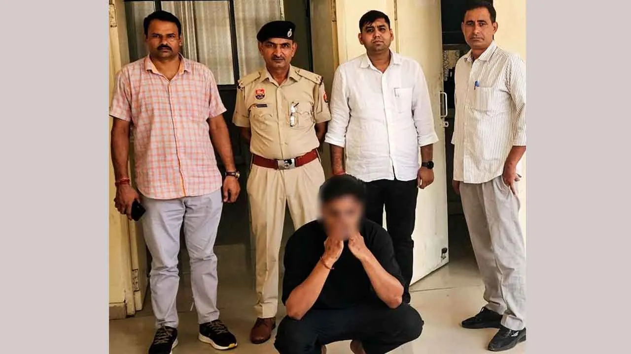 बीमा के नाम पर लाखों रुपए ठगने वाला आरोपी काबू