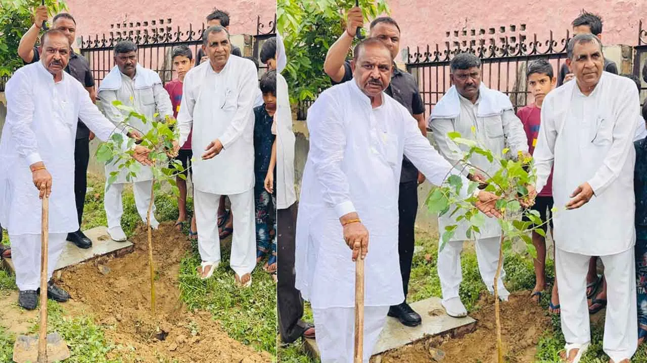 विधायक ने पौधारोपण कर पर्यावरण को बचाने का दिया संदेश