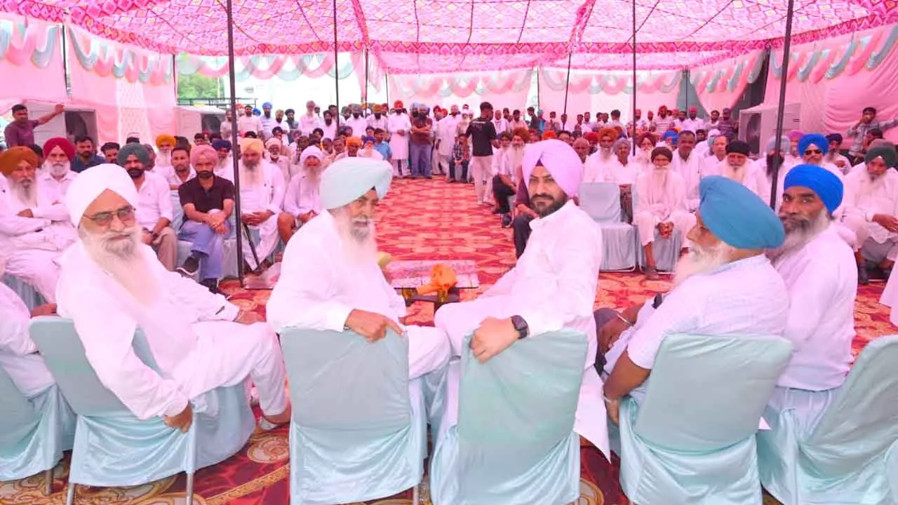 वरिष्ठ कांग्रेस नेता हरमनदीप सिंह विर्क ने गुमथला गढू से फुंका विधानसभा चुनाव का बिगुल