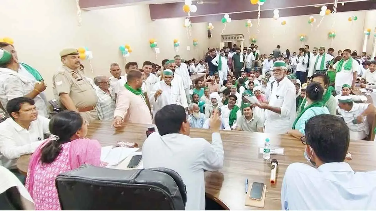 बिजली विभाग किसानों का शोषण करना बंद करे: बिजेन्द्र सिंह
