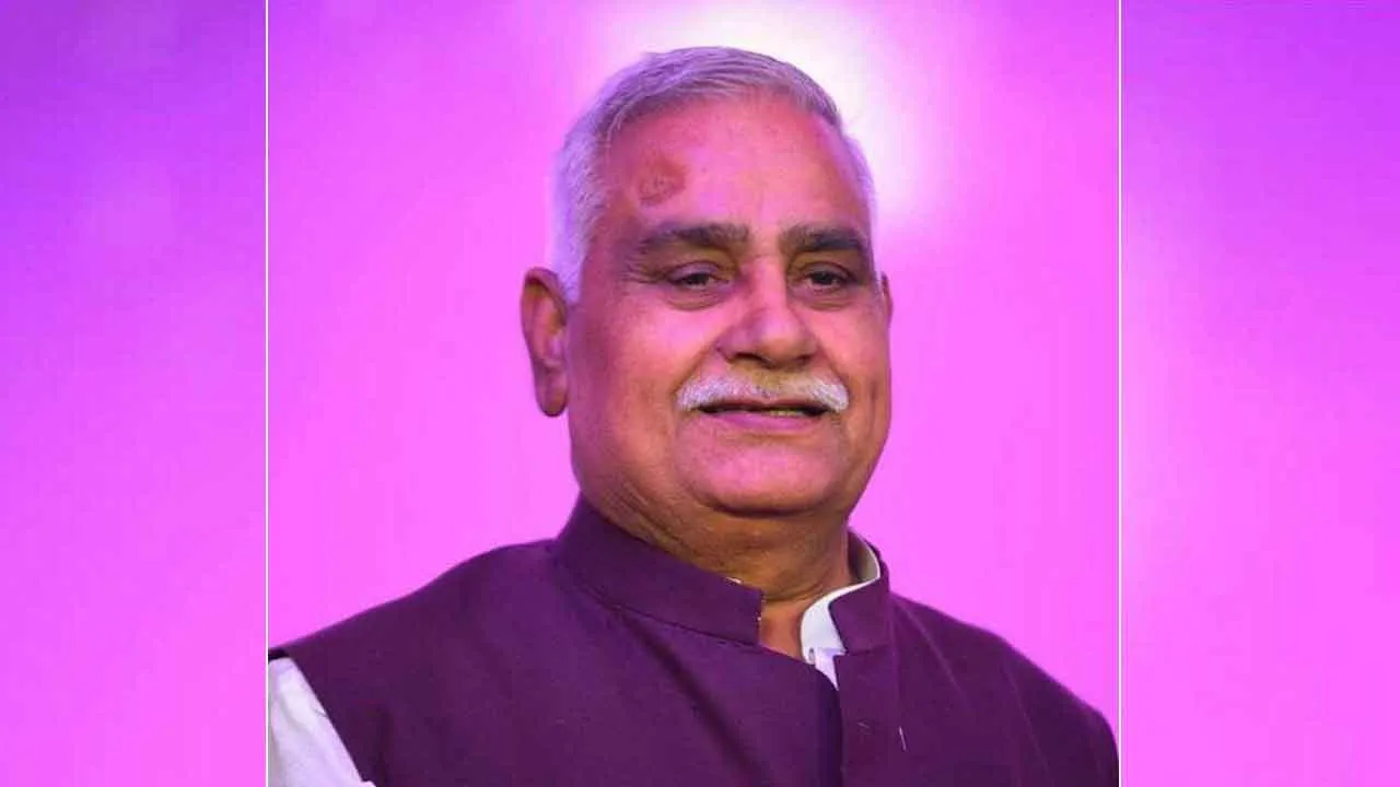 अनुशासन के साथ ट्रेक्टर तिरंगा यात्रा सफल बनाएं: चौ. ओमपाल सिंह