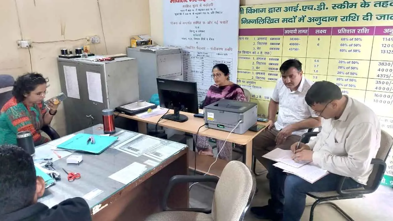 CM Flying Raid: कैथल के बागवानी कार्यालय में मुख्यमंत्री उड़नदस्ता ने दी दबिश