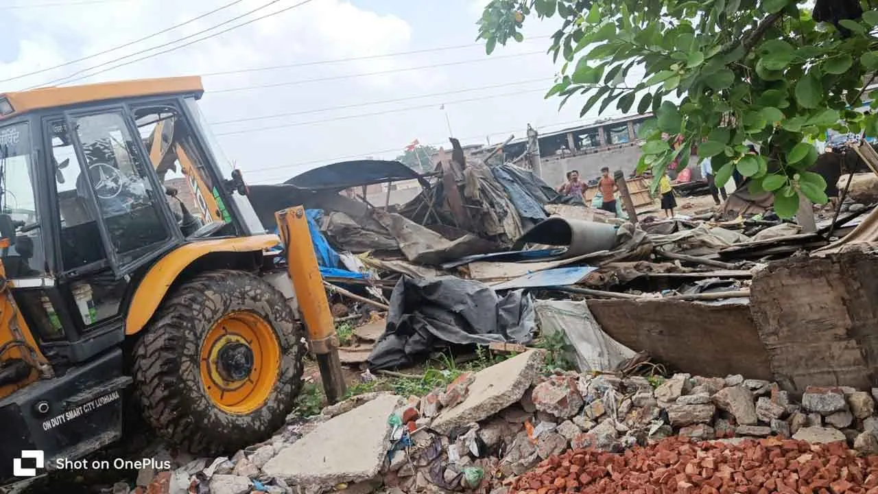 ट्रस्ट ने शिक्षा विभाग को लीज पर दी है अतिक्रमण मुक्त वाली जमीन