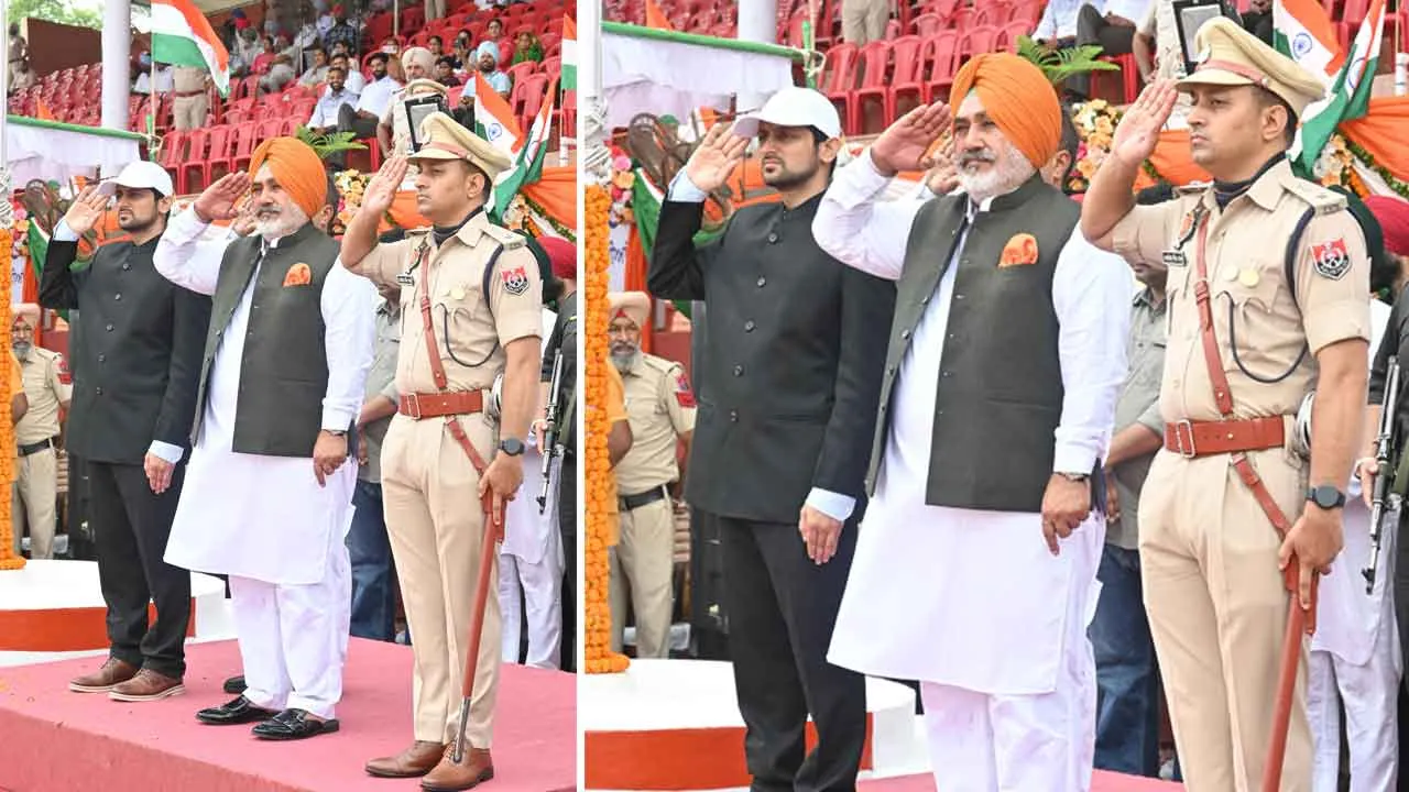 कैबिनेट मंत्री चेतन सिंह जौड़ामाजरा ने 78वें आज़ादी दिवस पर मानसा में फहराया राष्ट्रीय झंडा