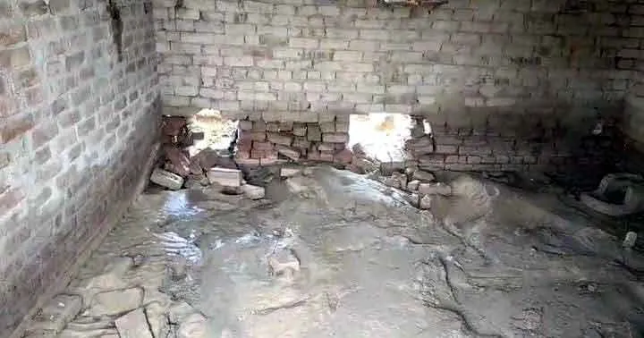 Rain News : बारिश का कहर! मंडरा रहा मकानों के गिरने का खतरा