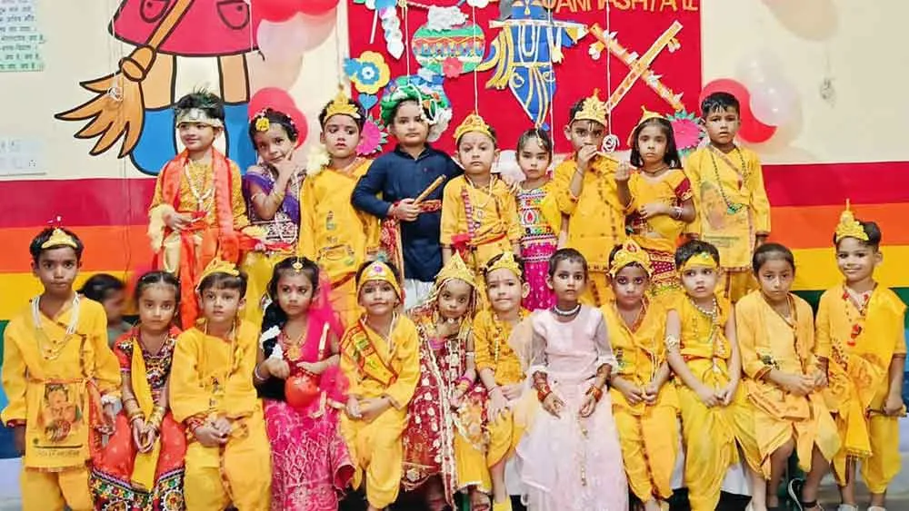 दशमेश पब्लिक स्कूल में रही श्री कृष्ण जन्माष्टमी की धूम