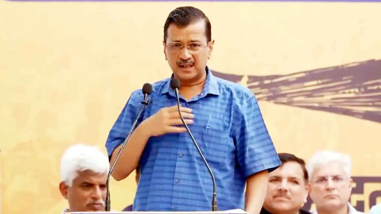 Arvind Kejriwal: एक दशक बाद दिल्ली में फिर बनेगी कोई महिला मुख्यमंत्री? ये निभा सकती हैं अंतरिम भूमिका!