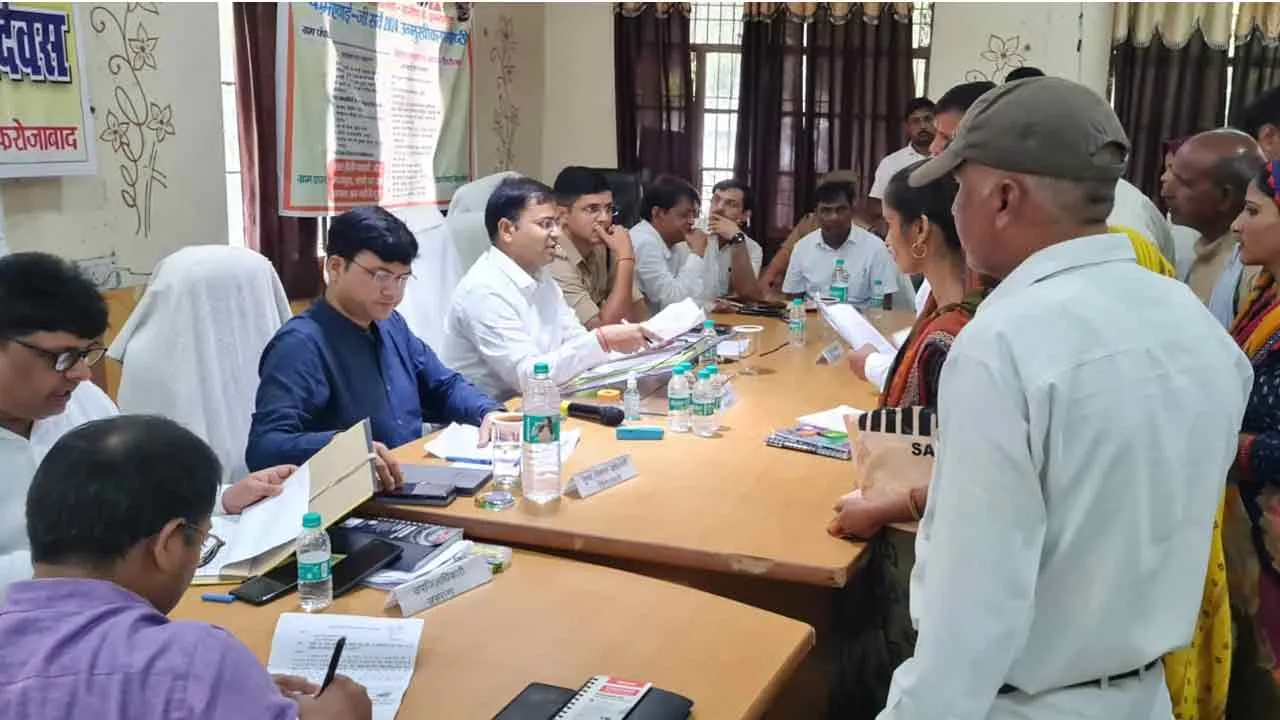 समाधान दिवस में आईं 115 शिकायतें, 11 का हुआ निस्तारण